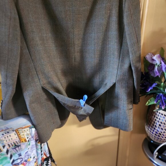 100% Wool !  Bellissmo 44r Blazer  Brown Plaid with red & blue striping - Picture 7 of 7